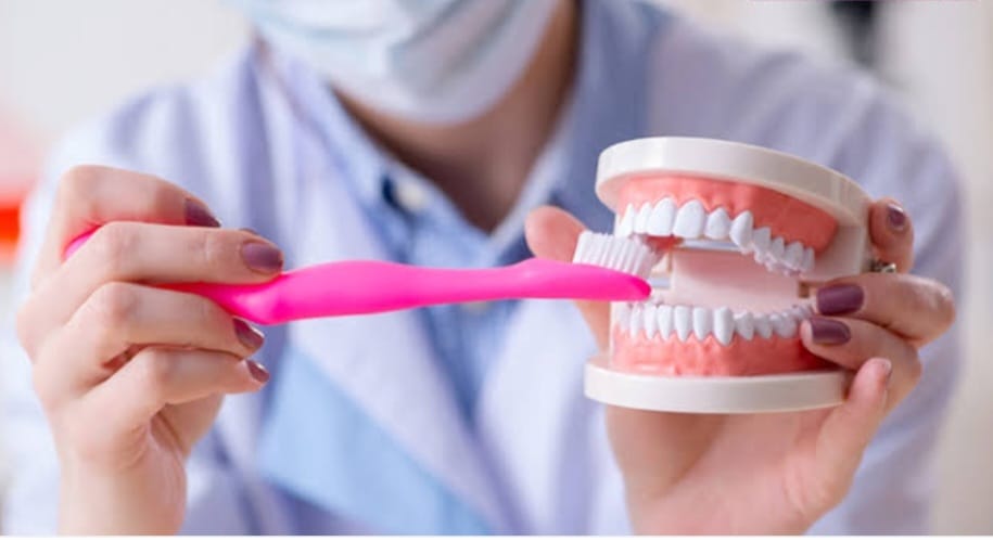 HOW TO TAKE CARE OF YOUR TEETH DAILY ?/દાંત ની જાળવણી કઈ રીતે કરવી જોઈએ?